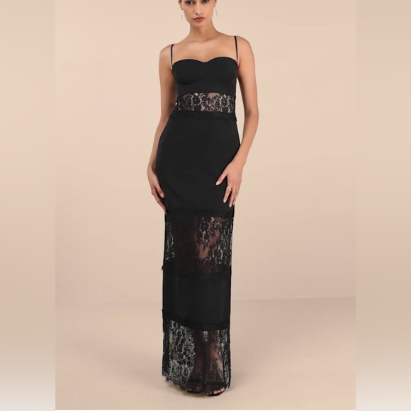 Lulu's Juliana Black Lace Column Maxi Dress - Size M- NWT